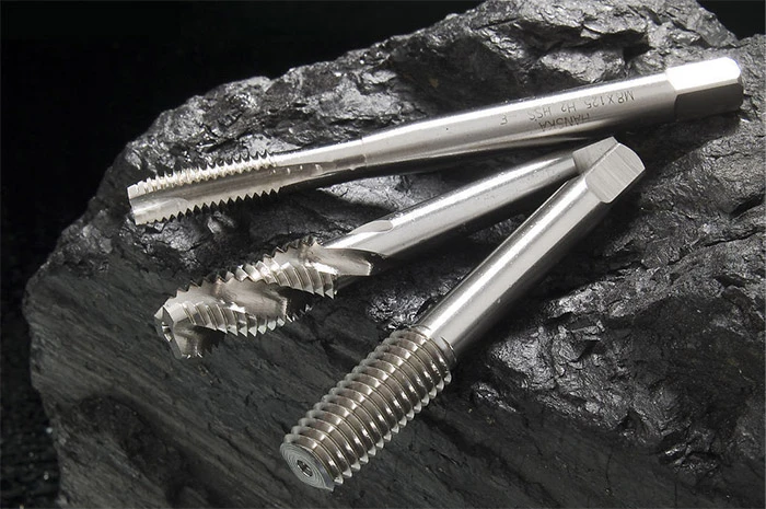 Tapping on special workpiece materials